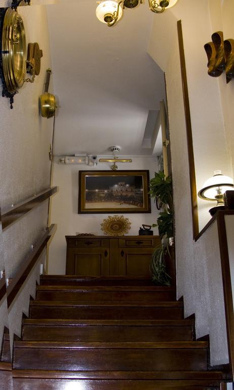 Hostal Navasfrias Salamanca Luaran gambar